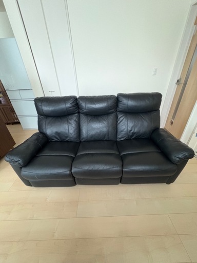 3人がけ電動ソファー　本革　黒