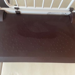 日本育児　おくトビラ　Sサイズ　ホワイトスチール　の画像