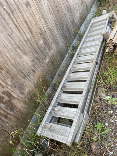 aluminum extension ladder(アルミ伸縮はしご)