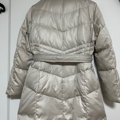 ロングダウンコートの画像