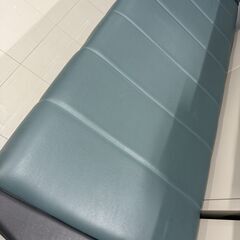 椅子　待合室　背なしの画像