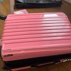 キャリーケース
の画像