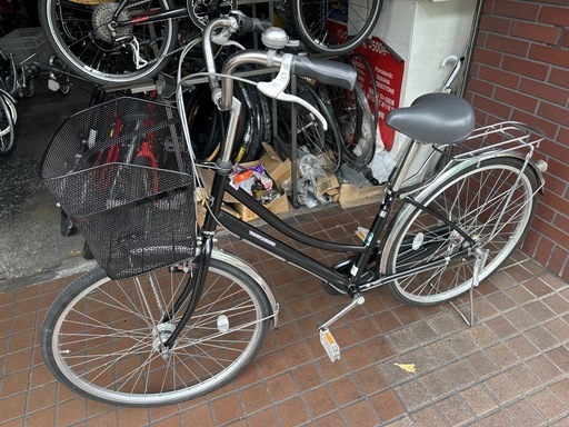 26インチ　内装３段変速　LEDオートライト　大きめのカゴ付き　パンクしにくいタイヤ　ブラック