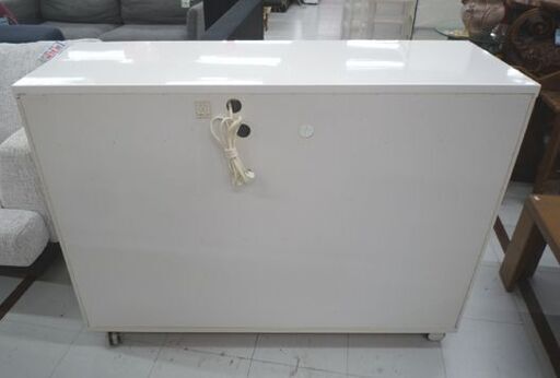 マルミツ ミドルレンジボード 幅119.6cm 白 鏡面仕上げ キャスター付き キッチンカウンター キッチン収納 食器棚 レンジボード レンジ台 苫小牧西店