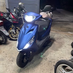 【YAMAHA アクシスZ】2019年式　LEDライト バリ山　即乗り出せますの画像