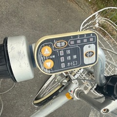 電動アシスト自転車  ブリジストンアシスタ バッテリー新品同様の画像