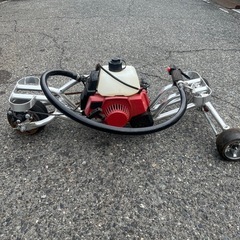 エンジン付き　スケートボード？　レジャーやイベントにの画像