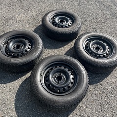 ルノー カングー2 スタッドレスタイヤ&純正鉄ホイールD-278の画像