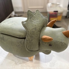 【ほぼ未使用]】収納スツール　ステゴサウルスの画像