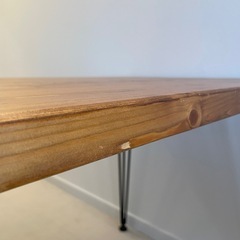 【人気アイテム】LOWYA 天然木ダイニングテーブル140cmの画像