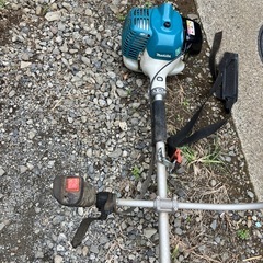 makita マキタ　草刈機　刈払い機　mem2610uの画像