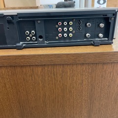 SHARP VC-ES10B VHS ビデオデッキ S-VHS シャープの画像