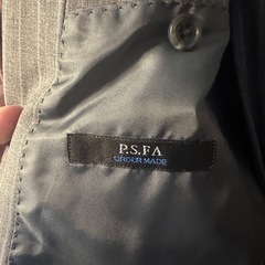 P.S.FA オーダーメイドスーツ　グレーストライプの画像