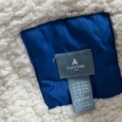 GAP baby ベスト 90サイズの画像