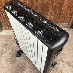 デロンギ オイルヒーター MDHU15-BK 暖房機器　マルチダイナミックヒーターの画像