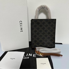 CELINE ミニ バーティカル トリオンフ キャンバス カバ の画像