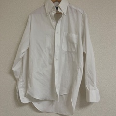 白いシャツ（Sサイズ、長袖）の画像