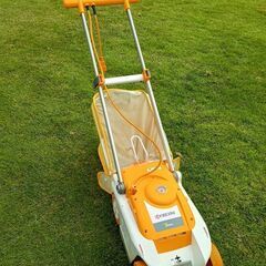 京セラロータリー式芝刈り機の画像