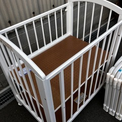 カトージ ベビーベッド ベビーサークルの画像