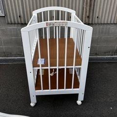 カトージ ベビーベッド ベビーサークルの画像