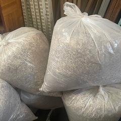 乾燥木材のカンナクズや削り粉です、燃料などにいかがですかの画像