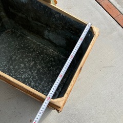 レトロなお茶箱の画像