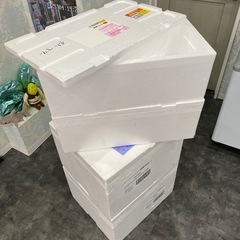 発砲スチロール 箱 クーラーボックス 蓋付きの画像
