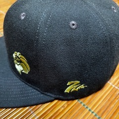 NESTA/7unionコラボ　黒の刺繍ベースボールキャップの画像
