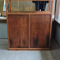 アンティーク家具の画像