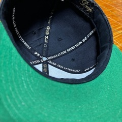 ライオン刺繍 デニム風キャップ ネイビー/NESTA BLANDの画像