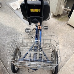 高齢者向け　四輪車　の画像