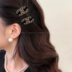 新品未使用★シャネル　ヘアクリップ2個セットの画像