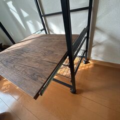 大型レンジ対応◎ヴィンテージ調キッチンラック（Nジュネス）直接引き取り限定の画像