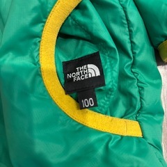 ノースフェイス 100リバーシブルアウターの画像