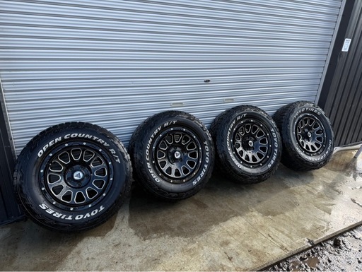 お話中/235/70R16トーヨータイヤ　DELTA FORCE