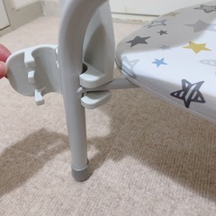 西松屋　ミニチェア＆抗菌テーブルの画像