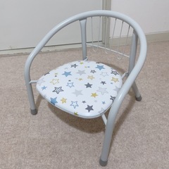 西松屋　ミニチェア＆抗菌テーブルの画像