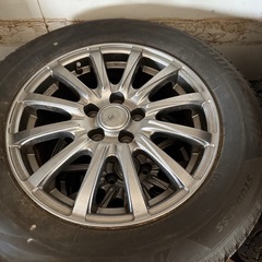 スタッドレスタイヤ