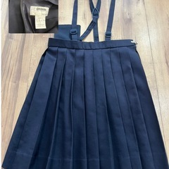 ①小学校　制服　スカート　カーディガン　ズボン などの画像