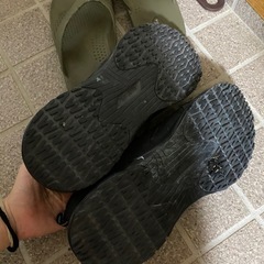 ワークマン　作業用セーフティシューズの画像