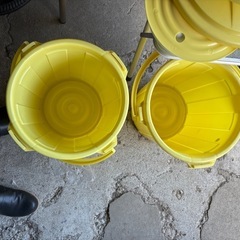 漬物樽20リットルとおもり12キロと5キロ　落とし蓋のセット　2セットの画像