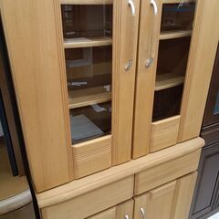 リユースのサカイ栃木店★ジモティ割あり★  食器棚 ベージュ W82×D44×H182 クリーニング済み TC11437の画像