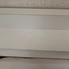 ベッドフレームの画像