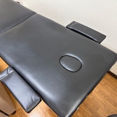 折りたたみ式施術ベットの画像