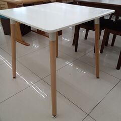 ★リユースのサカイ日立店★HJ8206 ヤマゼン テーブル ホワイト H70×D70×W70 クリーニング済み の画像