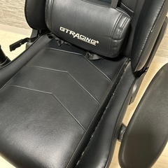 ゲーミングチェア
の画像