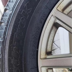 中古タイヤ 195/65R15の画像
