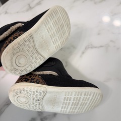 CONVERSE［コンバース］ミニ ブーツ の画像