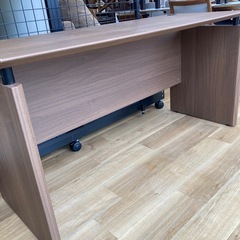 【トレファク高槻店】取りに来られる方限定！ライティングデスクのご紹介です！の画像