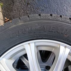 【ホイール付き】グッドイヤー　中古タイヤ４本セットの画像